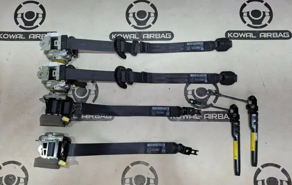 Opel Grandland X Set of seat belts 34197406G 34197401E 98094817XX