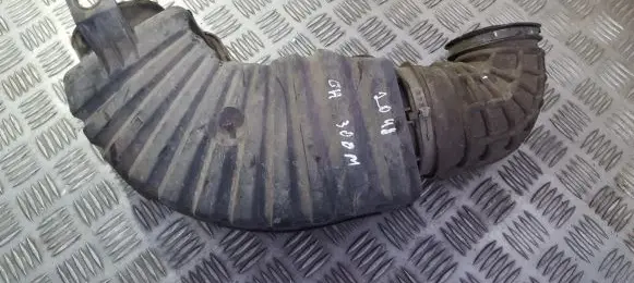Intake resonator