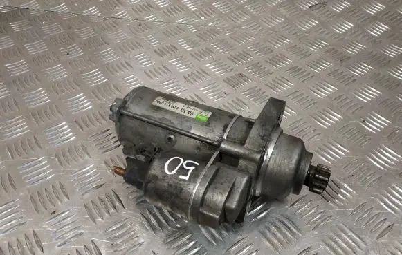Volkswagen Golf Plus Starter motor 02M911023C