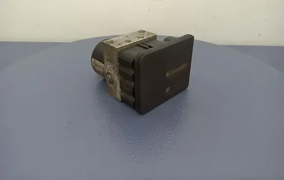 Opel Astra H ABS Pump 10096005103