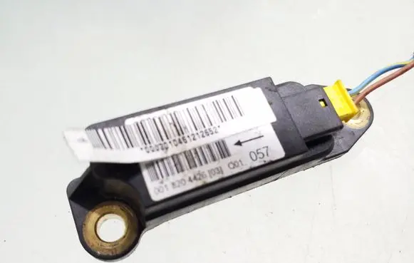 Mercedes-Benz C W203 Airbag deployment crash/impact sensor 0018204426