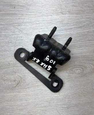 Cadillac SRX Tailgate/trunk/boot hinge 