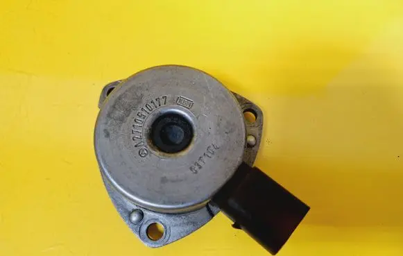 Mercedes-Benz CLK A209 C209 Camshaft vanos timing valve A2710510177