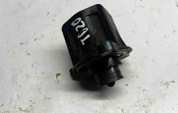 Ford Mustang VI Engine mount vacuum valve CJ5G9U465BA