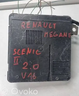 Renault Scenic II - Grand scenic II Fuse module 8200306032A