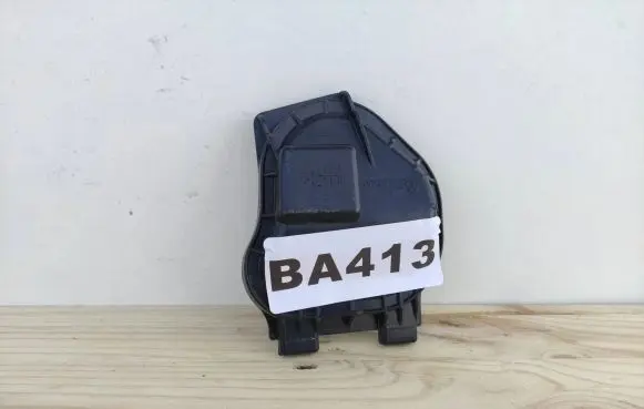 Volkswagen Multivan T6 Headlight/headlamp dust cover 7L1941RH
