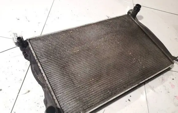 Audi A6 S6 C6 4F Coolant radiator 
