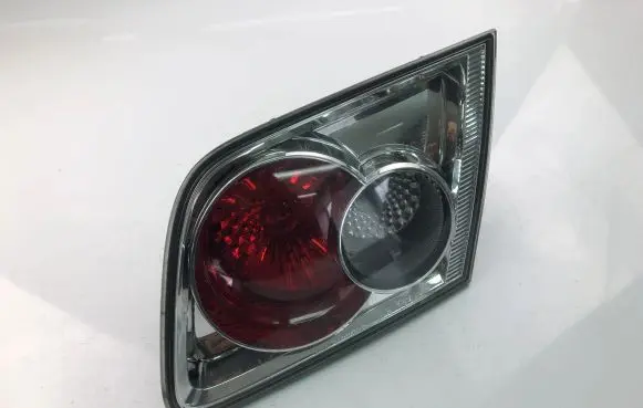Mazda 6 Tailgate rear/tail lights