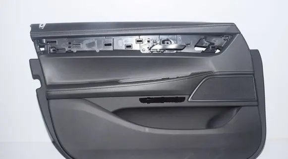 BMW 7 G11 G12 Front door card panel trim