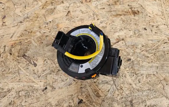 Suzuki Vitara (LY) Airbag slip ring squib (SRS ring) AM64J7RP88119