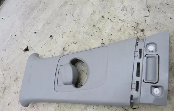 KIA Rio (B) pillar trim (bottom) GMAUTO4574097