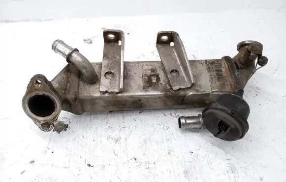 Renault Trafic II (X83) EGR valve cooler 8200719993D