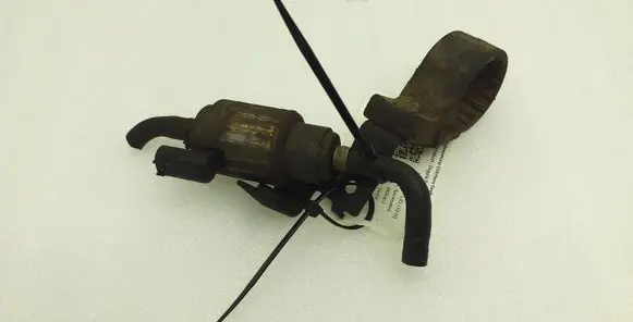 Land Rover Discovery 4 - LR4 Webasto auxiliary heater fuel pump 9019847C TM8860