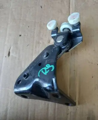 Volkswagen Crafter Sliding door upper roller guide/hinge 7C0843436 19088093500