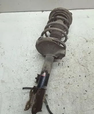 Nissan X-Trail T30 Rear shock absorber/damper