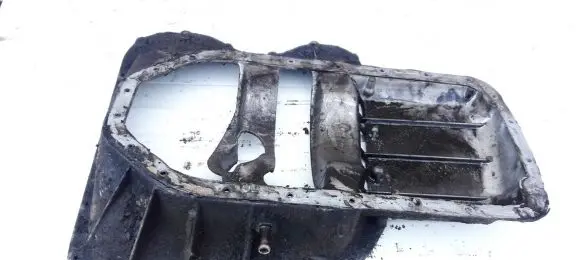 Nissan Serena Oil sump