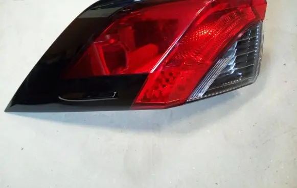 Toyota RAV 4 (XA50) Rear/tail lights 81560-42230