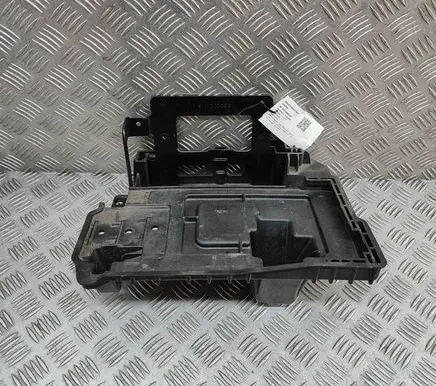 KIA Sportage Battery box tray 37150N7000