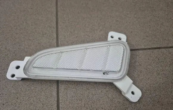 Hyundai Kona I Front reflector 92408J9