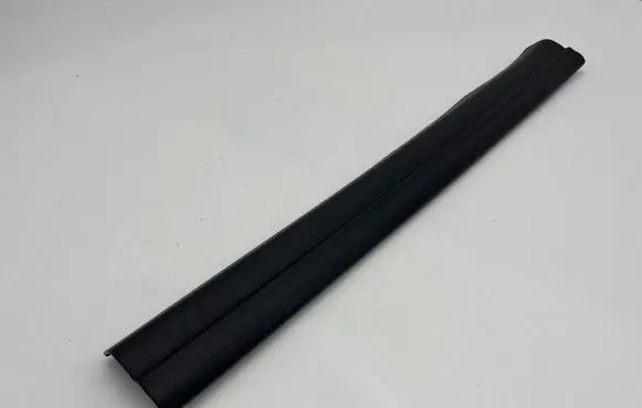 BMW Z4 E85 E86 Front sill trim cover 7016799 77931710