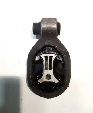 Nissan Juke I F15 Engine mount bracket A8653110 ACH4CHT6
