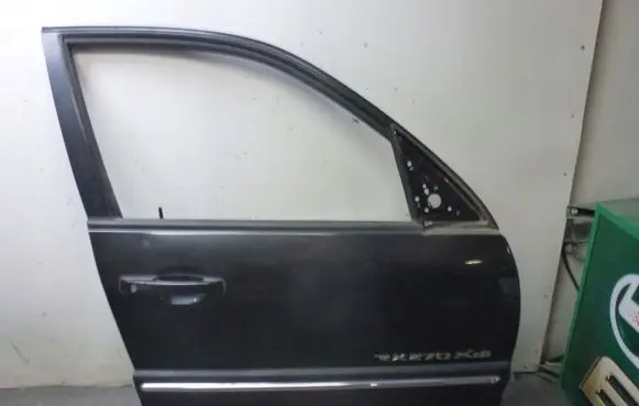 SsangYong Rexton Front door