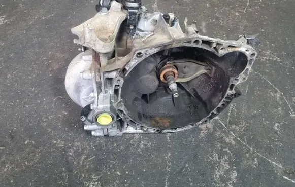 Peugeot Expert Manual 6 speed gearbox 20MB13