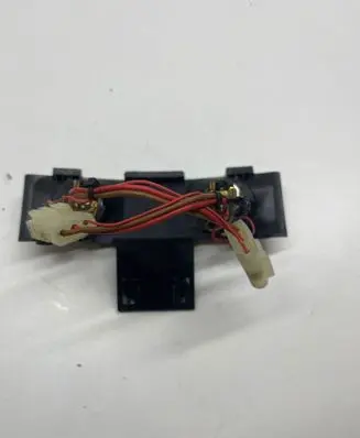 BMW 7 E65 E66 Cigarette lighter rear 7002402 58450713 E082056031