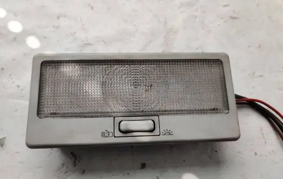 Volkswagen Transporter - Caravelle T4 Front seat light 2357947111