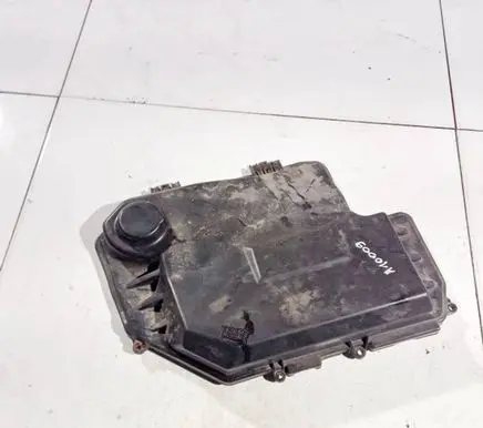 Audi A6 S6 C6 4F Fuse box cover 4f1907613