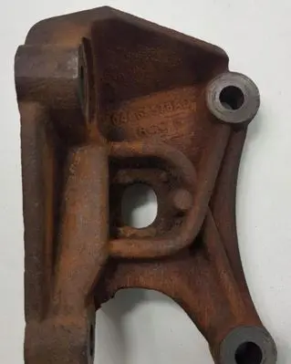Chrysler PT Cruiser Gearbox mounting bracket 04668578AD
