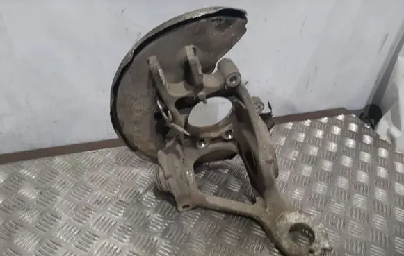 Audi Q5 SQ5 Rear wheel hub 8R0505435A