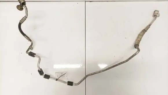 Skoda Octavia Mk2 (1Z) Air conditioning (A/C) pipe/hose 1k0820741bd