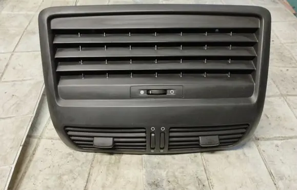 Fiat Croma Dash center air vent grill 1821940033 1821940047