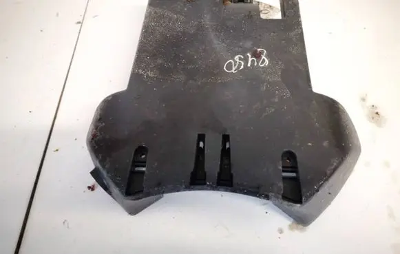 Renault Megane III Steering wheel column trim