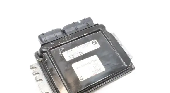 Mini One - Cooper R50 - 53 Engine control unit/module 7527610