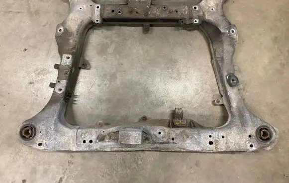 Volvo XC90 Front subframe