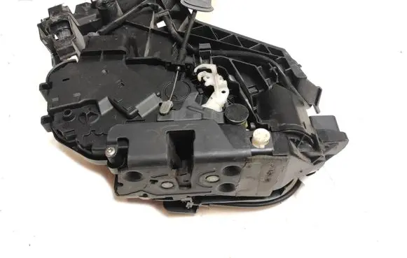 Volvo V70 Rear door lock 31253923