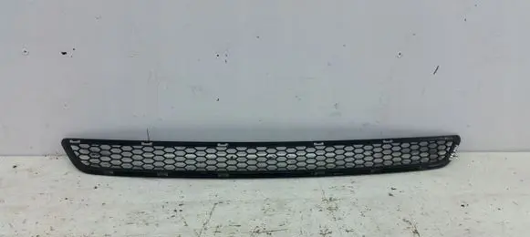 Hyundai H-1, Starex, Satellite Front bumper lower grill 865804H000
