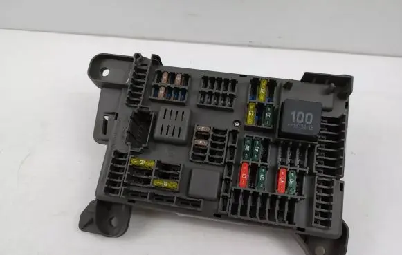 BMW X5 E70 Fuse module 693168704