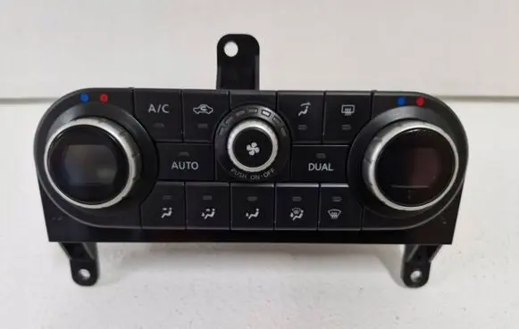 Nissan Qashqai Climate control/heater control trim 27500BR57B