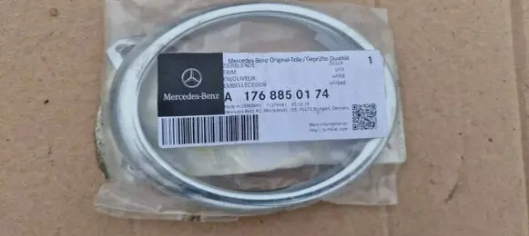 Mercedes-Benz A W176 Front fog light trim/grill A1768850174