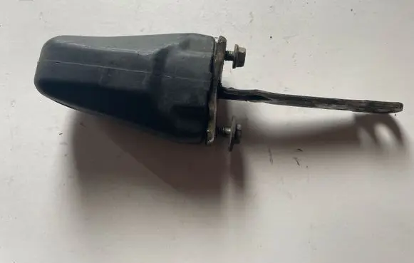 Volkswagen Transporter - Caravelle T4 Front door check strap stopper 701837249A