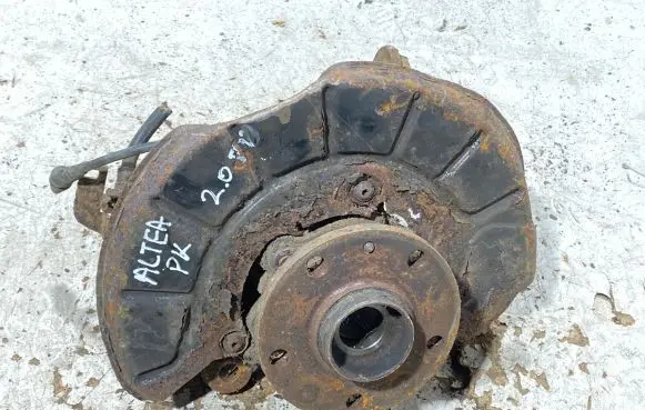 Seat Altea Front wheel hub spindle knuckle