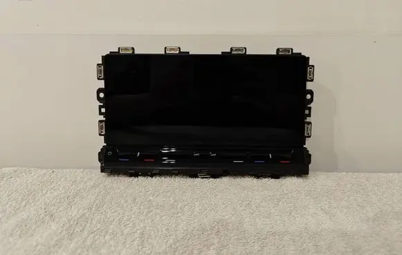 Volkswagen Golf VIII Screen/display/small screen 5H0919605B A3C03292802