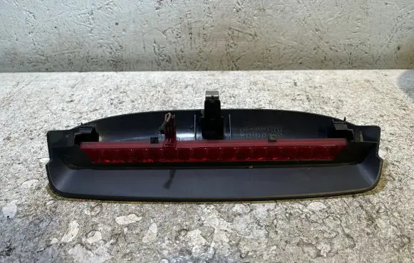 Skoda Fabia Mk2 (5J) Third/center stoplight 5J6945097A 5J6945097 00944300