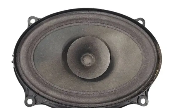 Mitsubishi Outlander IV Front door high frequency speaker 