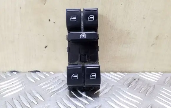 Volkswagen Tiguan Electric window control switch 1K4959857B