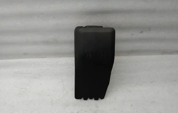 Volvo XC60 Fuse box cover 30644652