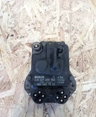 Mercedes-Benz 190 W201 Ignition amplifier control unit 0045457932 0227400553